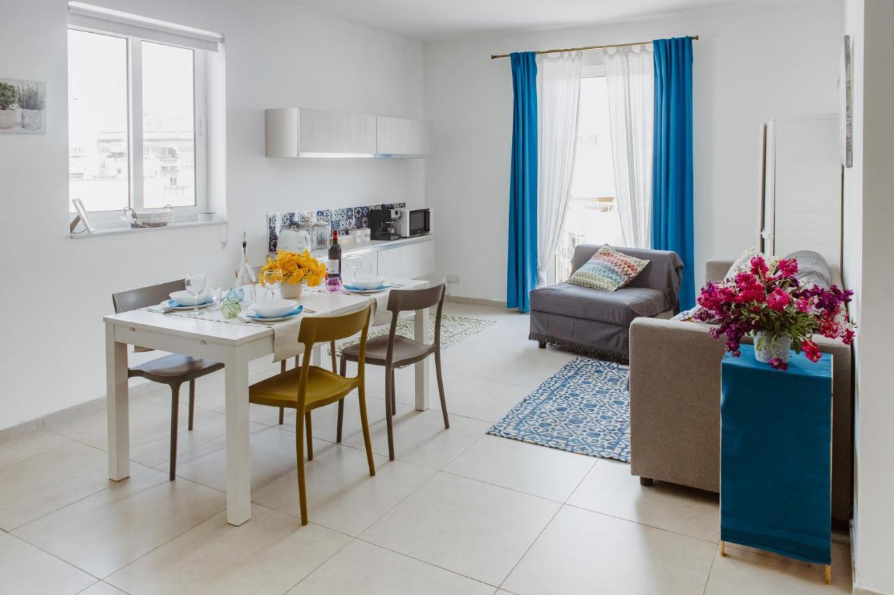 Sliema, Villa Savoia Luxury Apartment For 5 Guests Gzira Luaran gambar