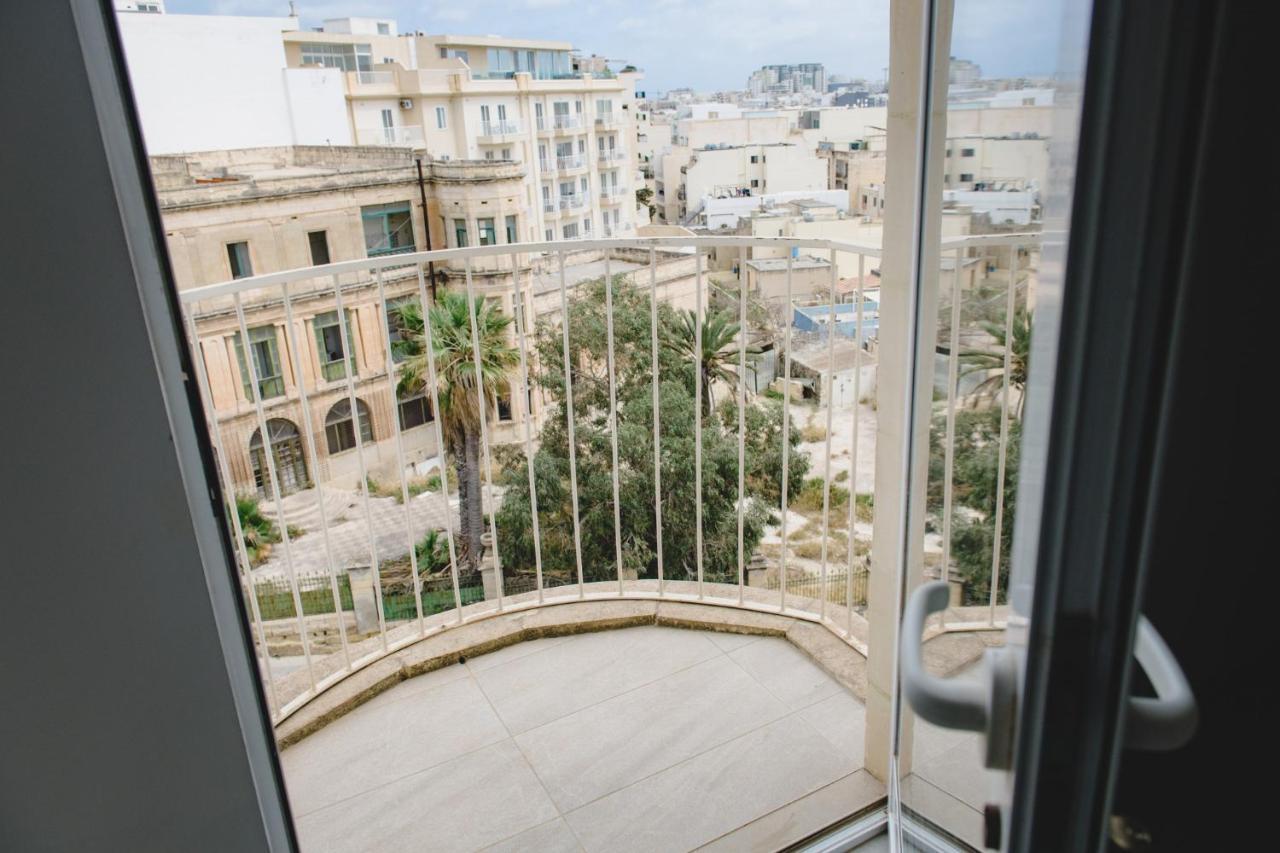 Sliema, Villa Savoia Luxury Apartment For 5 Guests Gzira Luaran gambar
