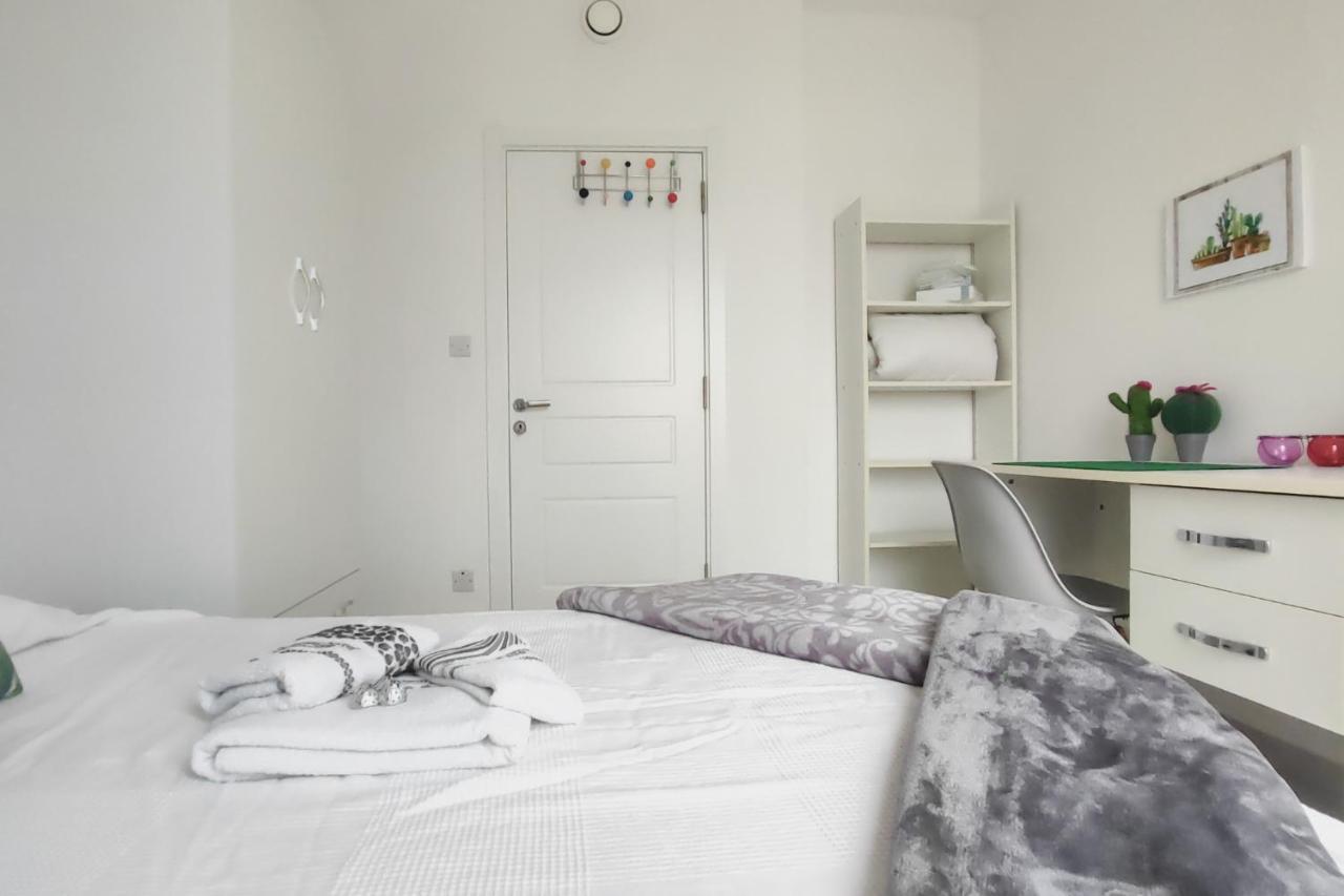 Sliema, Villa Savoia Luxury Apartment For 5 Guests Gzira Luaran gambar