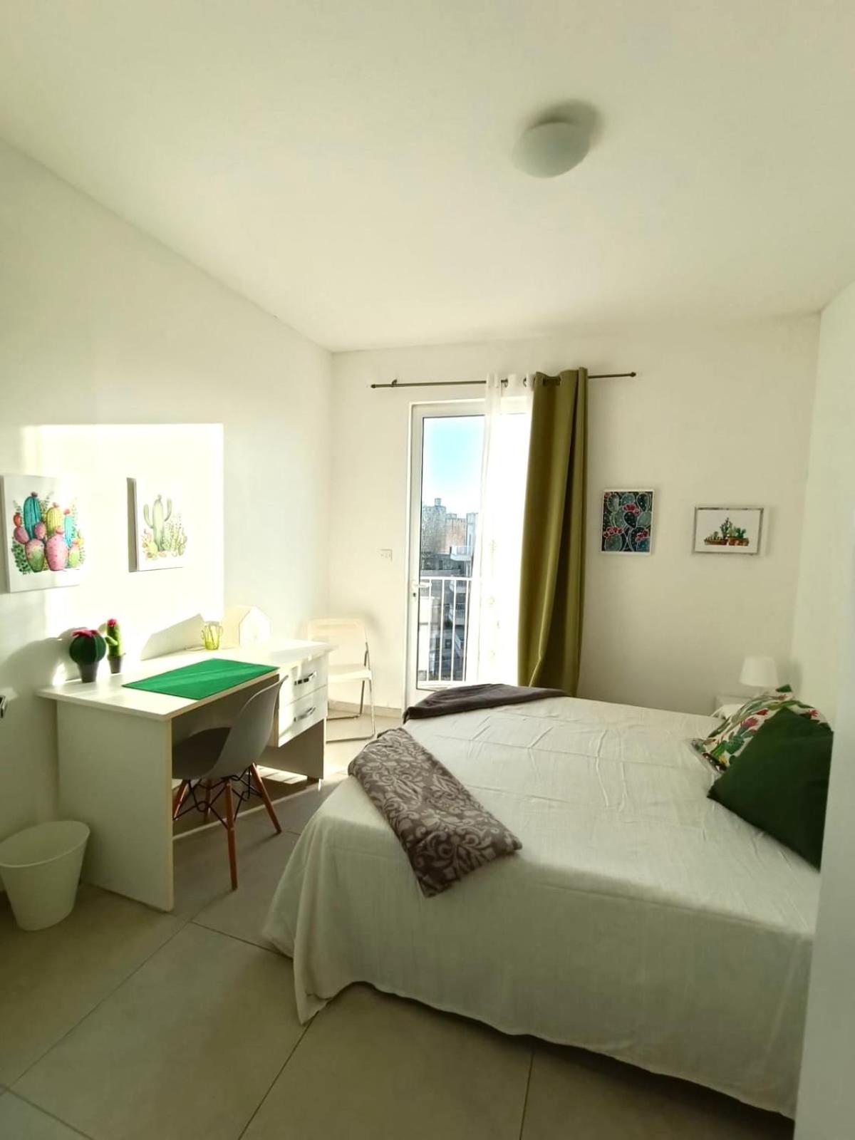 Sliema, Villa Savoia Luxury Apartment For 5 Guests Gzira Luaran gambar
